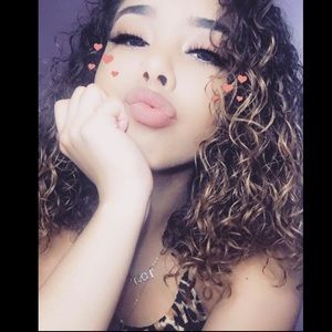 Meet your Posher, Sasha